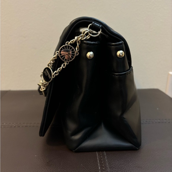 Love Moschino black quilted shoulder bag - Picture 6 of 11